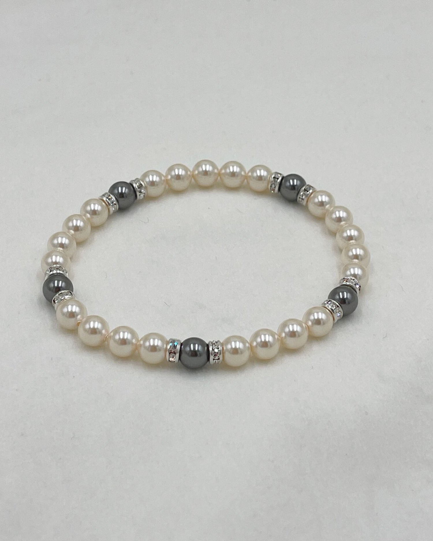 Juanita Pearl Stretch Bracelet: Elegant & Simple-Bracelet-Carabella By Cheryl