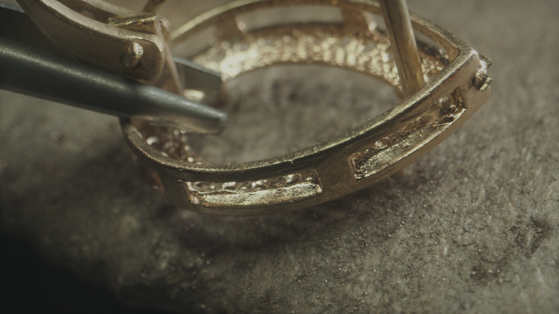 Video showing jewelry repair